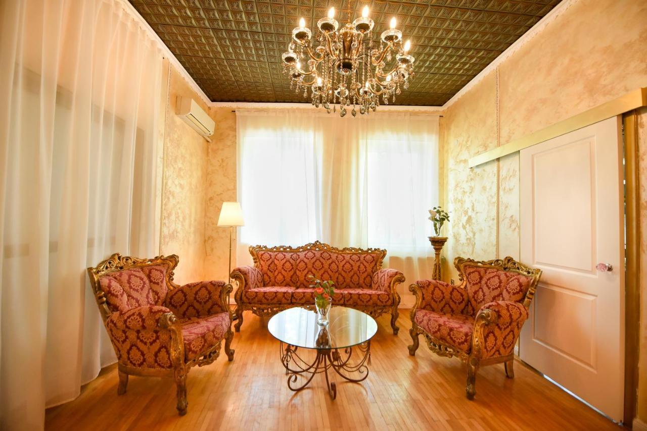 The Museum - Wonderful Super Central Apartment Bucarest Extérieur photo