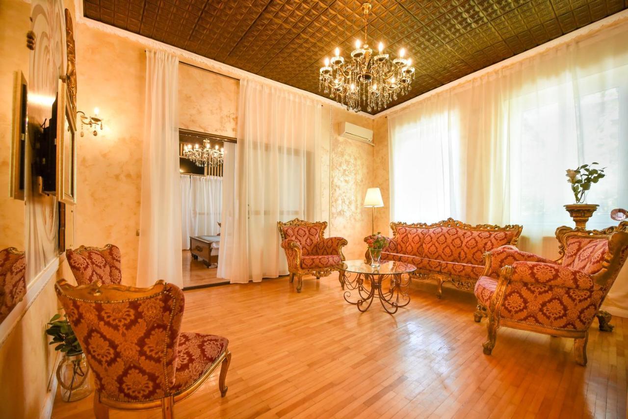 The Museum - Wonderful Super Central Apartment Bucarest Extérieur photo