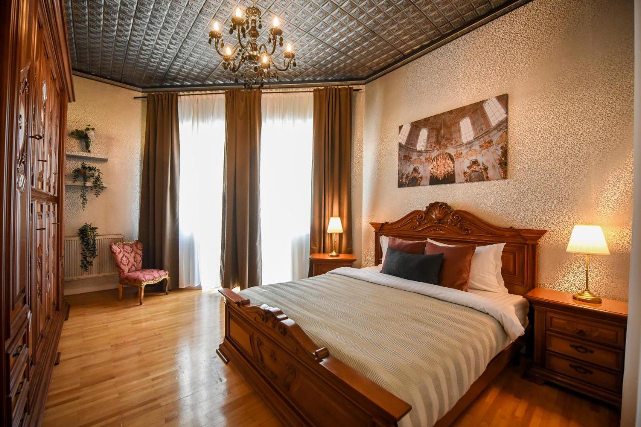 The Museum - Wonderful Super Central Apartment Bucarest Extérieur photo
