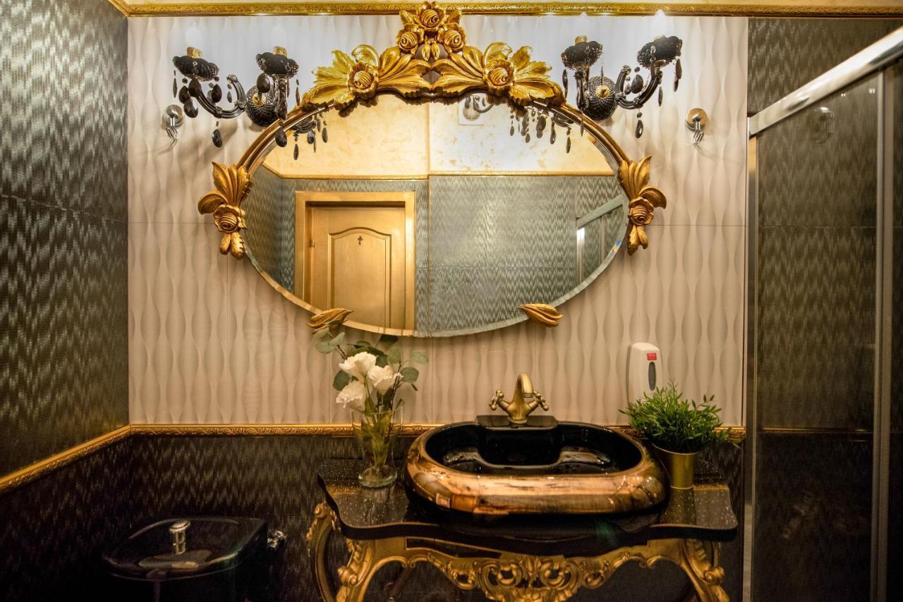 The Museum - Wonderful Super Central Apartment Bucarest Extérieur photo