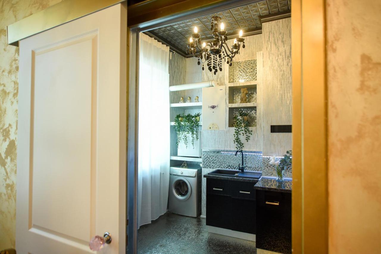 The Museum - Wonderful Super Central Apartment Bucarest Extérieur photo